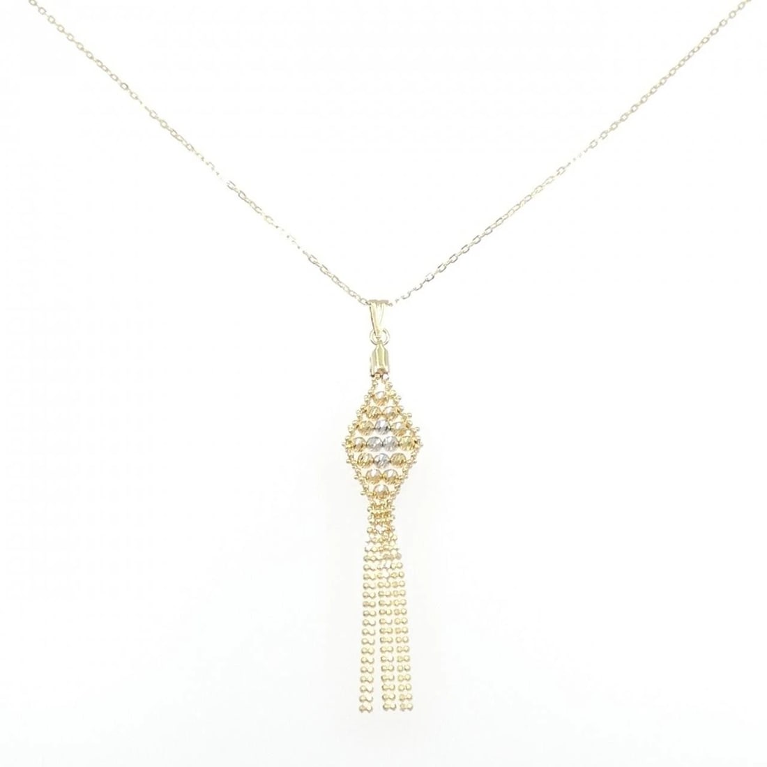 750YG/750WG NECKLACE: 750YG/750WG Necklace Brand: Unbranded Type/Style: Necklace Material: 750YG/750WG Color: YG WG Size: Actual Size Pendant length approx. x width approx.: 64.6mmx11.9mm Chain maximum width approx.: