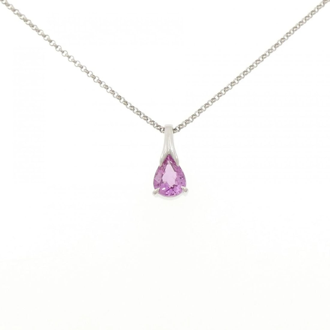 PT900/PT850 SAPPHIRE NECKLACE: PT900/PT850 Sapphire Necklace Brand: Unbranded Type/Style: Sapphire Necklace Material: PT900/PT850 Main Stone Sapphire Color: Size: Actual Size Pendant length approx. x width approx.: 13.9mmx6.4mm