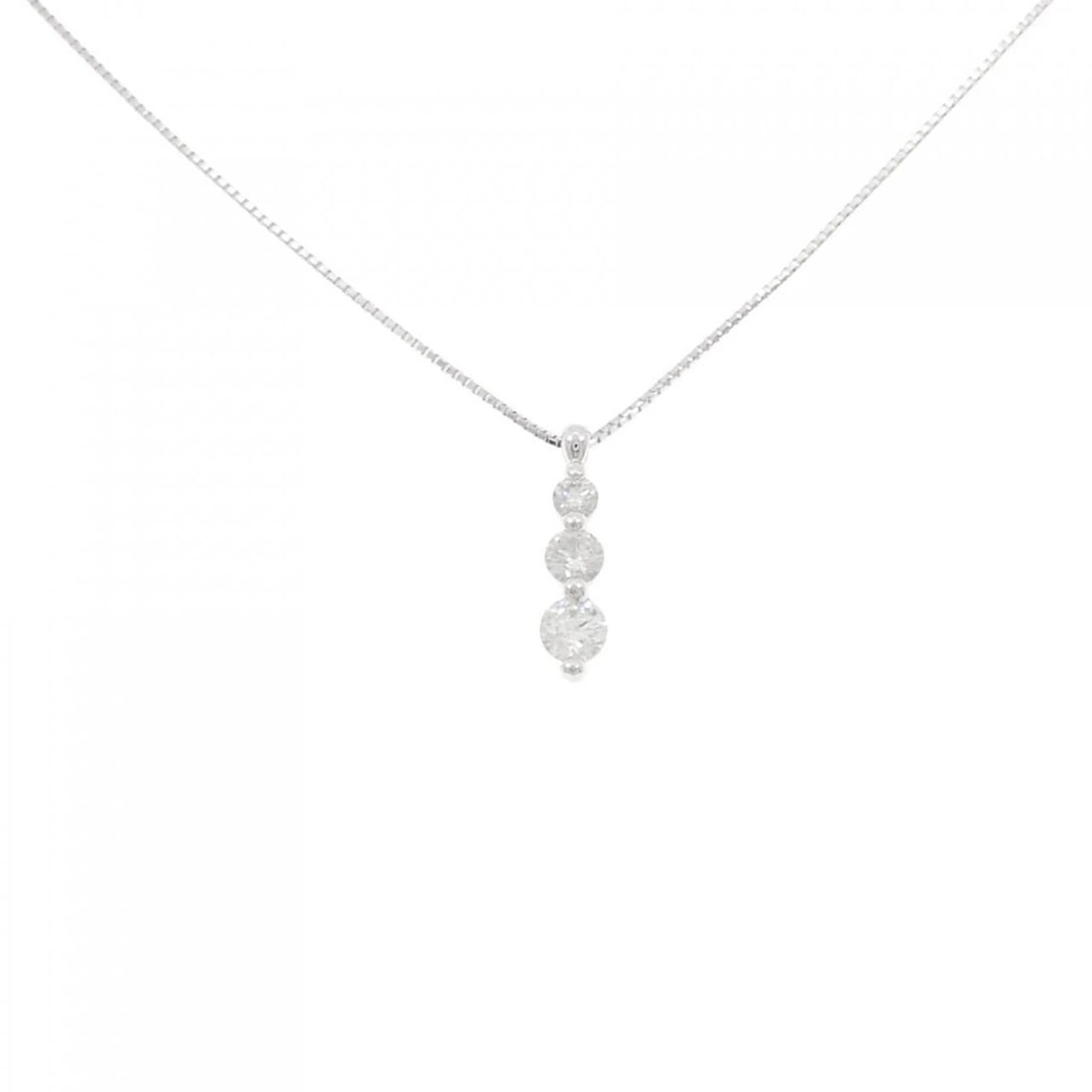 K18WG DIAMOND NECKLACE: K18WG Diamond Necklace Brand: Unbranded Type/Style: Diamond Necklace Material: K18WG Color: WG Size: Actual Size Pendant length approx. x width approx.: 16.4mmx4.0mm Chain maximum width approx.: