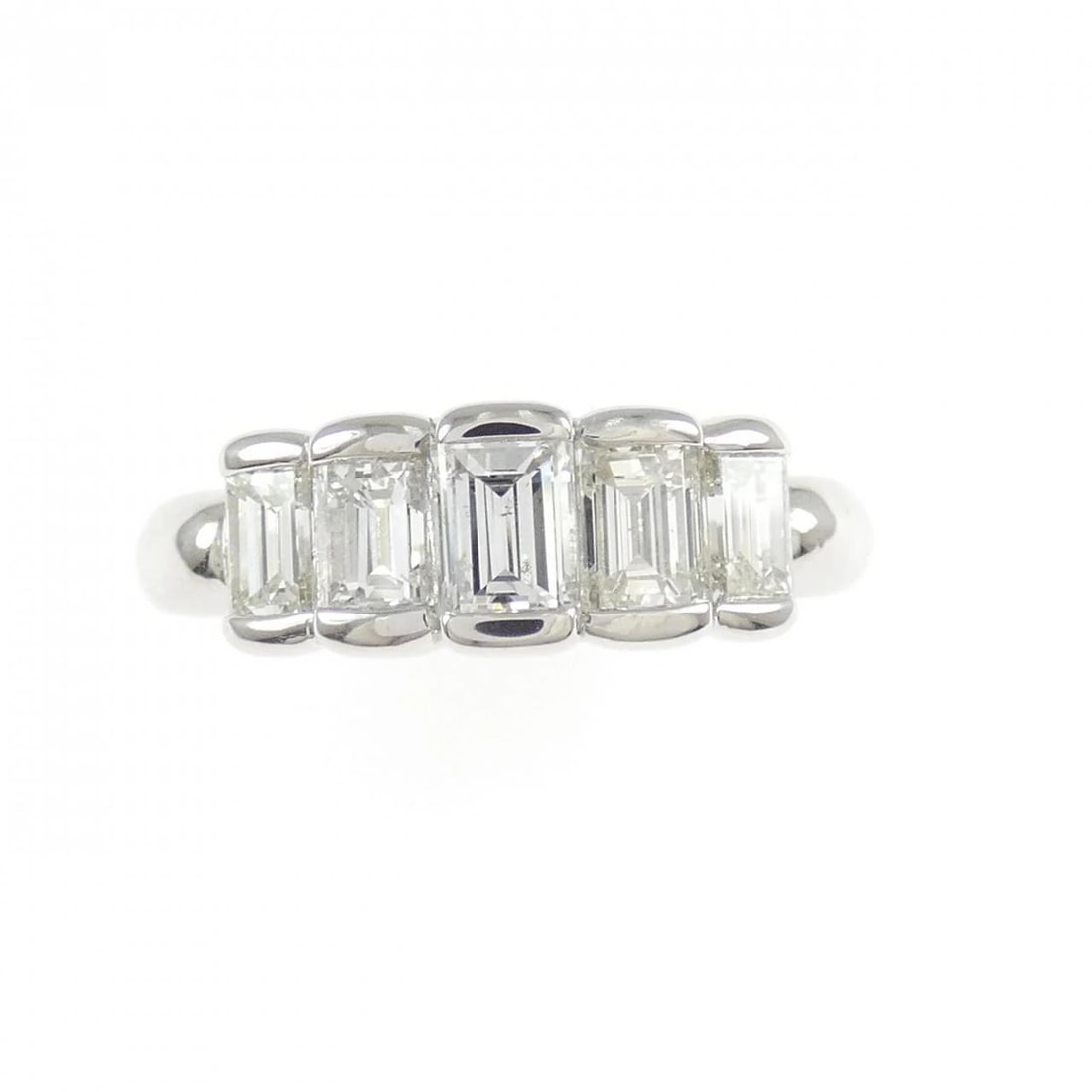 PT900 DIAMOND RING - 2