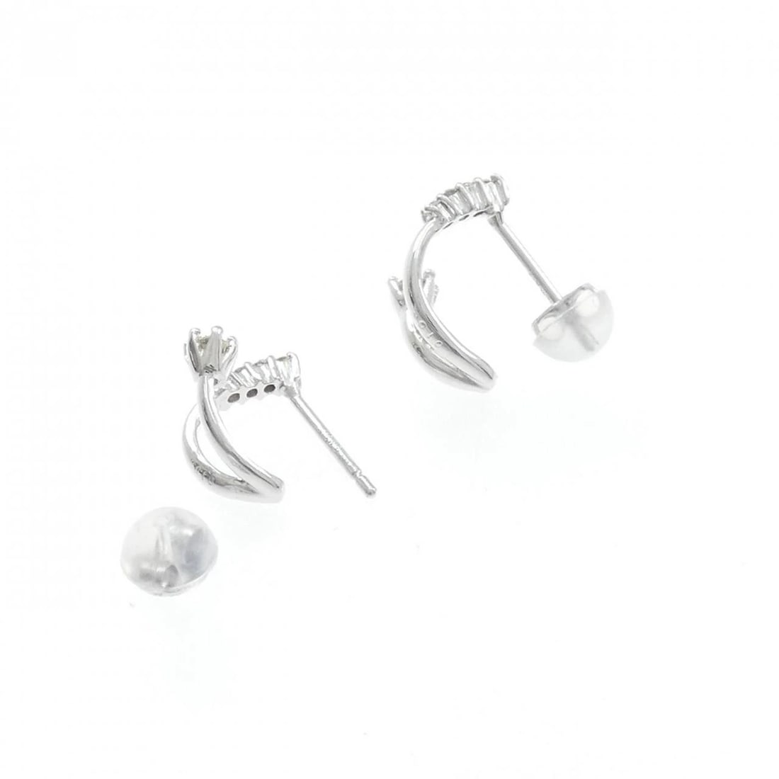 K18WG DIAMOND PIERCE - 3