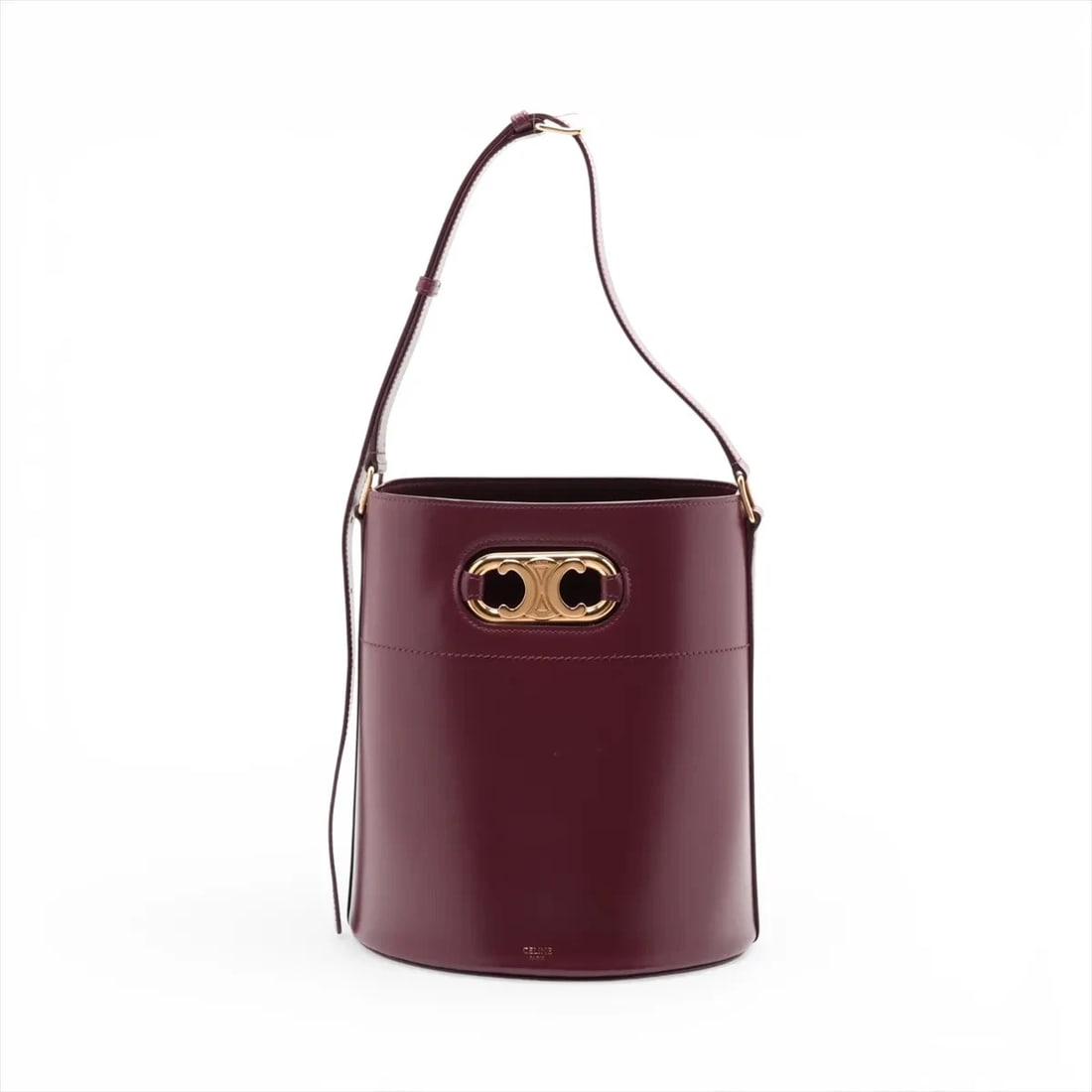 CELINE TRIOMPHE MAILLON LEATHER SHOULDER BAG: Celine Triomphe Maillon Leather Shoulder bag Brand: Celine Type/Style: Shoulder Bag Material: Leather Color: Bordeaux Size: Height:9.8inchLength:8.7inchDepth:8.7inch Accessories: None Accessories