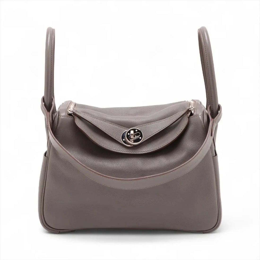 HERMES LINDY 26 EVERCOLOR ETAIN SILVER METAL: Hermes Lindy 26 Evercolor Etain Silver Metal Brand: Hermes Type/Style: Shoulder Bag Material: Evercolor Color: Etain Size: Height:7.1inchLength:10.2inchDepth:5.1inch Accessories: None Acce