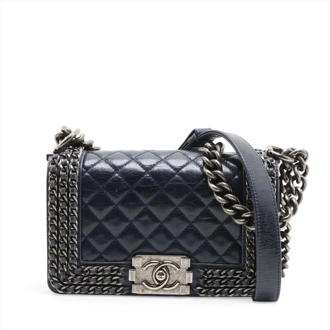 CHANEL BOY 20 SMALL CALF CHAIN SHOULDER BAG: Chanel Boy 20 Small calf Chain Shoulder Bag Brand: Chanel Type/Style: Shoulder Bag Material: calf Color: Navy Blue Size: Height:4.9inchLength:7.9inchDepth:1.8inch Accessories: None Accesso
