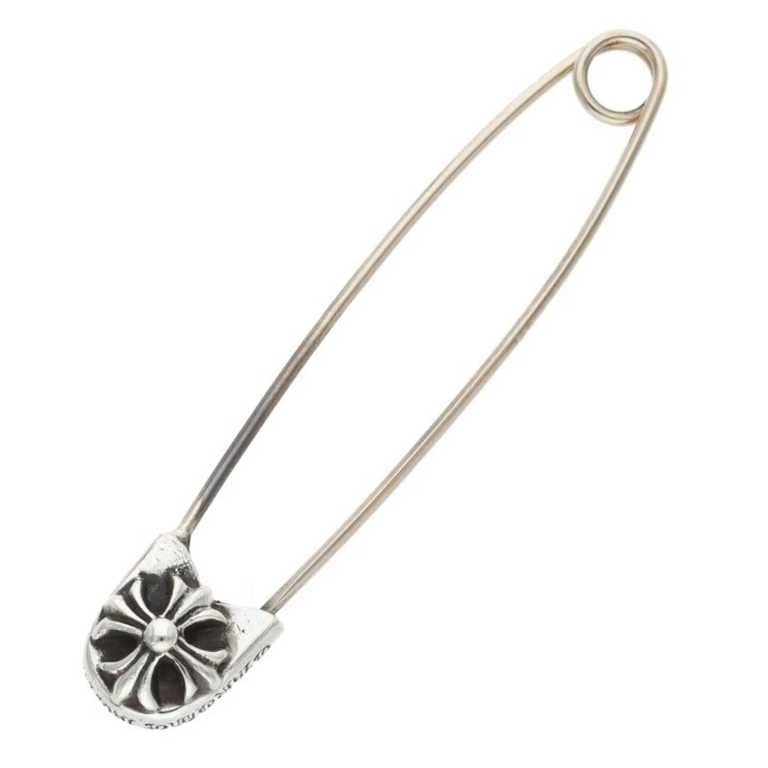CHROME HEARTS SAFETY PIN SILVER NECKLACE TOP: Chrome Hearts Safety Pin Silver Necklace Top Brand: Chrome Hearts Type/Style: Necklace Material: 925 Silver Color: silver Size: vertical 5.8cm Accessories: None Accessories Notice: When purchasing