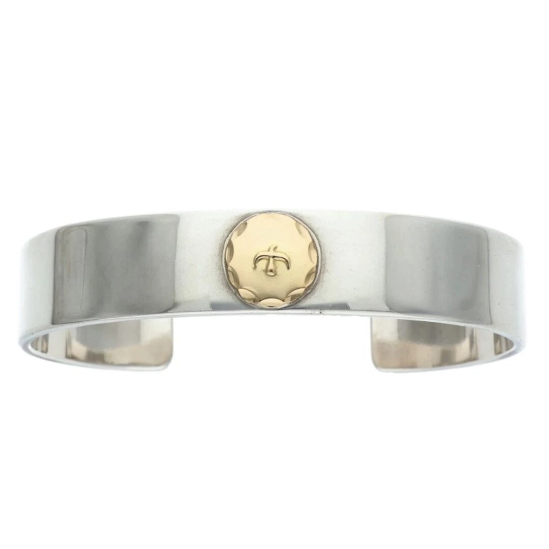 GORROWS FLAT BRACELET: Gorrows flat bracelet Brand: goro's Type/Style: Others Material: 925 Silver Color: silver Size: 13cm around wrist Accessories: None Accessories Notice: When purchasing pre-owned goods, please refer