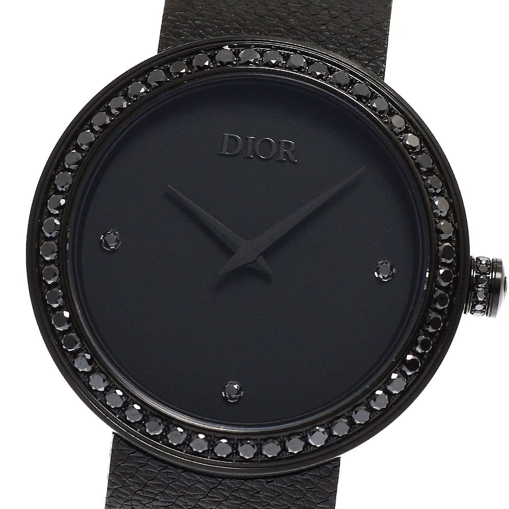 DIOR LA DE DEUX DIOR BLACK ULTRA MATTE QUARTZ WATCH: Dior la de deux dior black ultra matte Quartz Watch Brand: Dior Type/Style: Wristwatch Material: Band Material Stainless Steel, Case Material Stainless Steel Color: Band Color black, Case Color