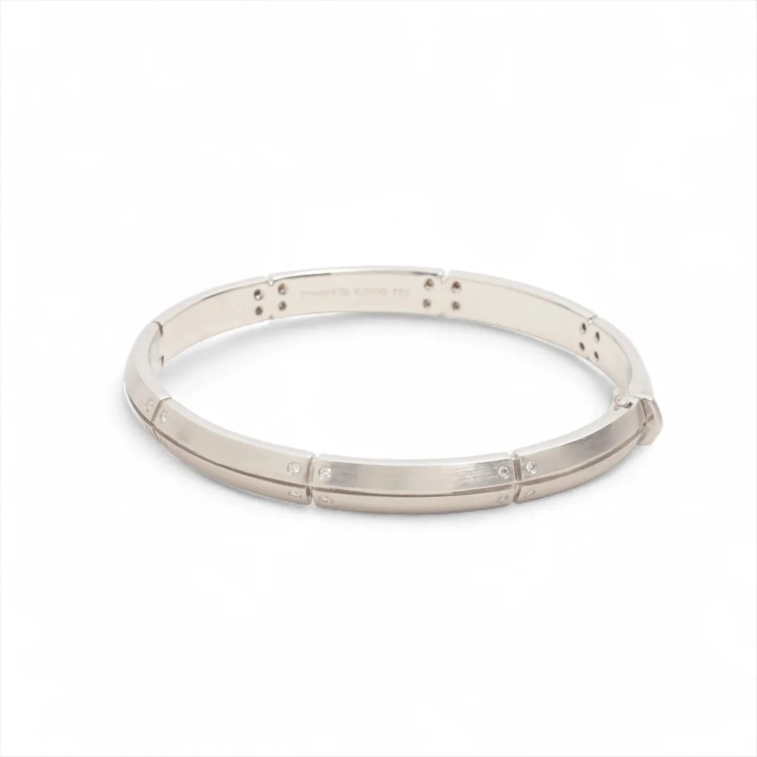 TIFFANY STREAMERICA DIAMOND BANGLE 750(WG): Tiffany Streamerica diamond Bangle 750(WG) Brand: Tiffany Type/Style: Bracelet Material: 750(WG) Color: White Gold Size: Bracelet length:16.8cm Accessories: None Accessories Notice: When p