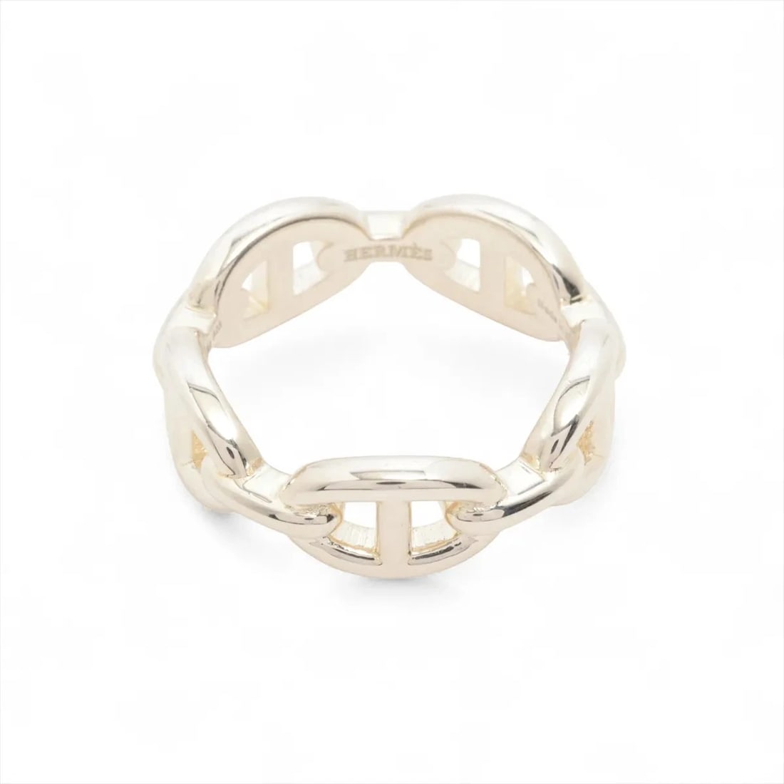 HERMES CHAINE D'ANCRE ENCHAINEE RING 925 SILVER: Hermes Chaine d'Ancre Enchainee Ring 925 Silver Brand: Hermes Type/Style: Ring Material: 925 Color: Silver Size: 7.5 US Accessories: None Accessories Notice: When purchasing pre-owned goods, please