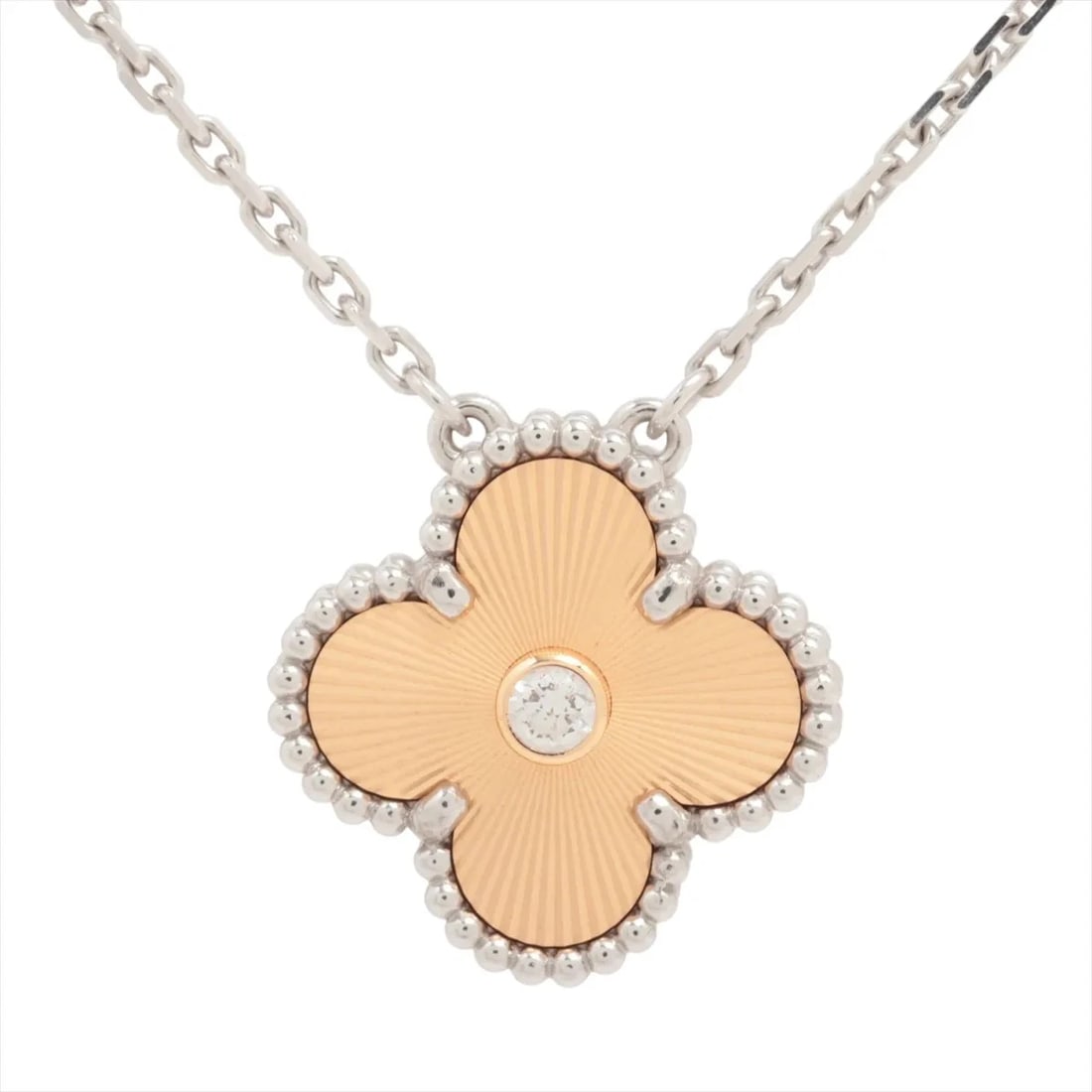 VAN CLEEF & ARPELS DIAMOND NECKLACE 750(PG?WG): Van Cleef & Arpels diamond Necklace 750(PG?WG) Brand: Van Cleef & Arpels Type/Style: Necklace Material: 750(PG?WG) Color: PG,WG Size: Chain length:42cm Accessories: None Accessories Notice