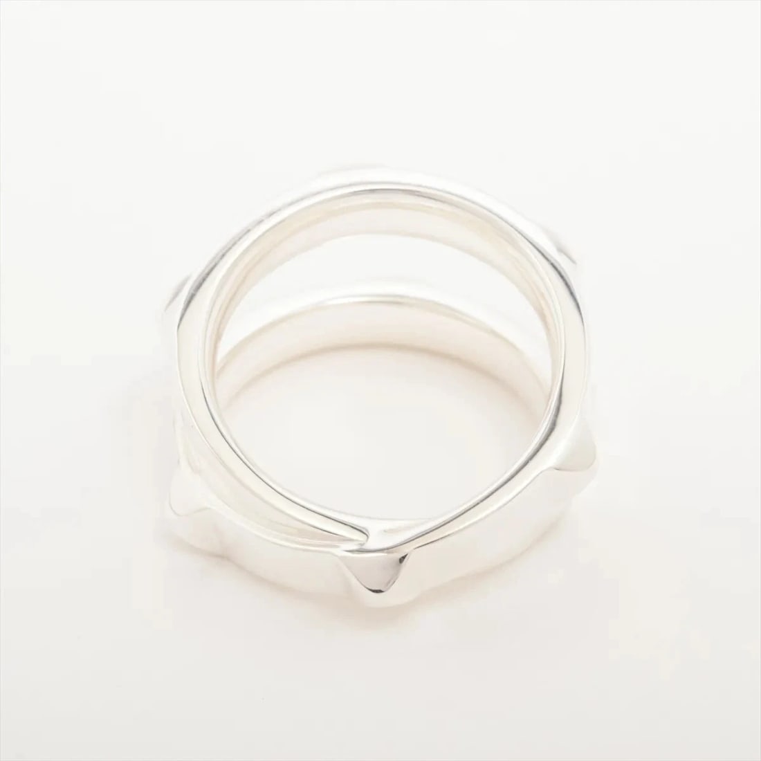 HERMES CRUDU H DOUBLE RING 925 SILVER: Hermes Crudu H double Ring 925 Silver Brand: Hermes Type/Style: Ring Material: 925 Color: Silver Size: 6 US Accessories: None Accessories Notice: When purchasing pre-owned goods, please refer to the