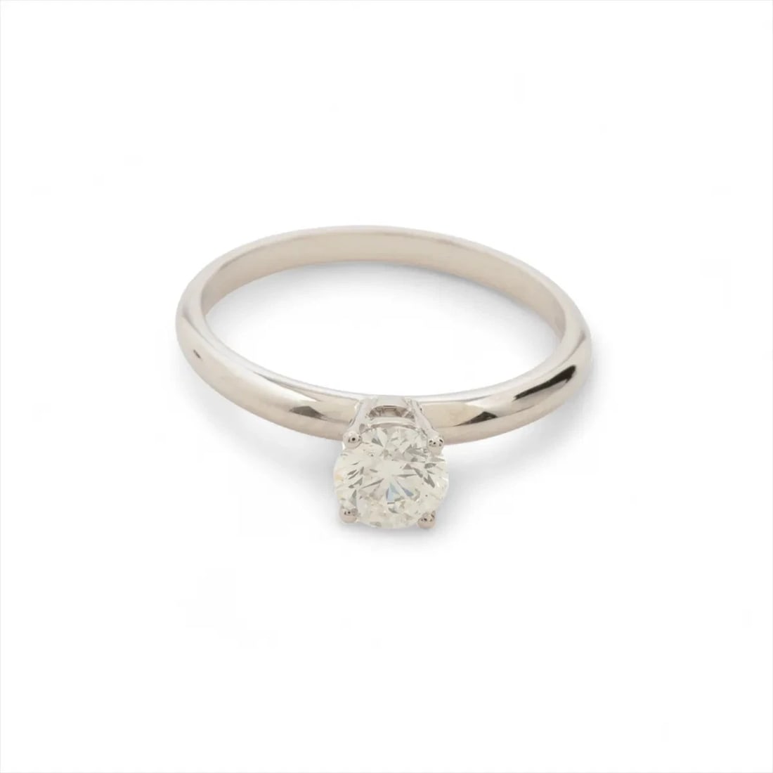 BVLGARI ROMA AMOR DIAMOND RING PT950: Bvlgari Roma Amor diamond Ring Pt950 Brand: Bvlgari Type/Style: Ring Material: Pt950 Color: Silver Size: 3.25 US Accessories: None Accessories Notice: When purchasing pre-owned goods, please refer to