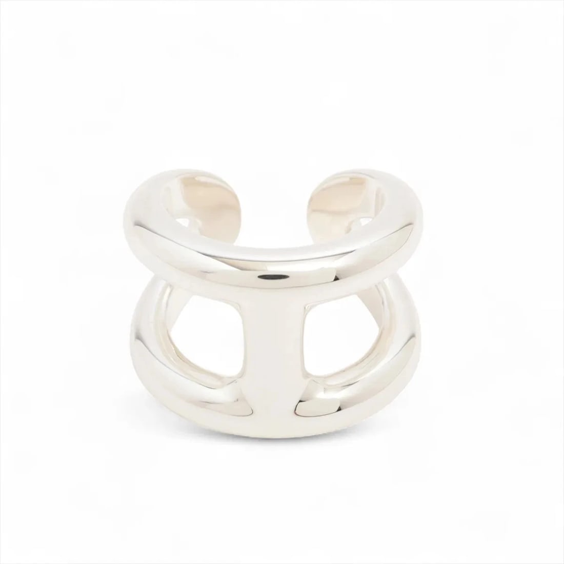 HERMES OSMO'S RING 925 SILVER: Hermes Osmo's Ring 925 Silver Brand: Hermes Type/Style: Ring Material: 925 Color: Silver Size: 5.5 - 5.75 US Accessories: None Accessories Notice: When purchasing pre-owned goods, please refer to the