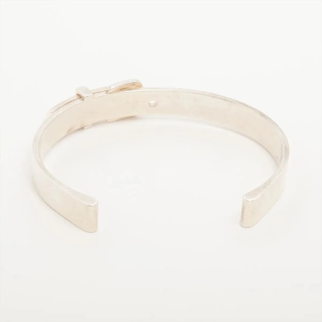 HERMES BOUCLES SERIE BANGLE ST 925 SILVER: Hermes Boucles Serie Bangle ST 925 Silver Brand: Hermes Type/Style: Bracelet Material: 925 Color: Silver Size: Bracelet length:16cm Accessories: None Accessories Notice: When purchasing pre-owned