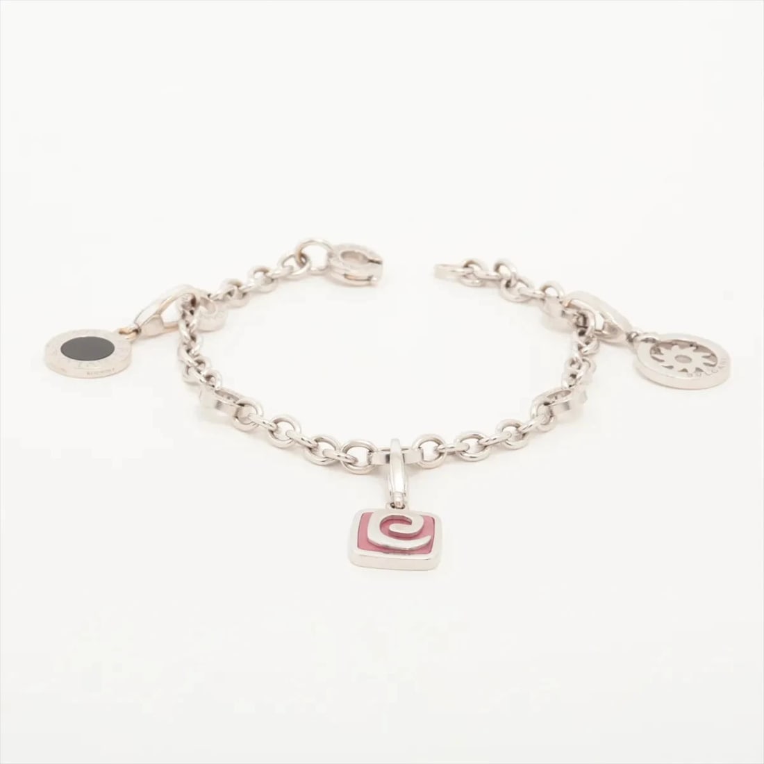 BVLGARI BVLGARI BVLGARI ONYX RHODONITE CHARM BRACELET 750(WG): Bvlgari Bvlgari Bvlgari Onyx Rhodonite Charm Bracelet 750(WG) Brand: Bvlgari Type/Style: Bracelet Material: 750(WG) Color: WG Size: Bracelet length:19.5cm Accessories: None Accessories Notice: When