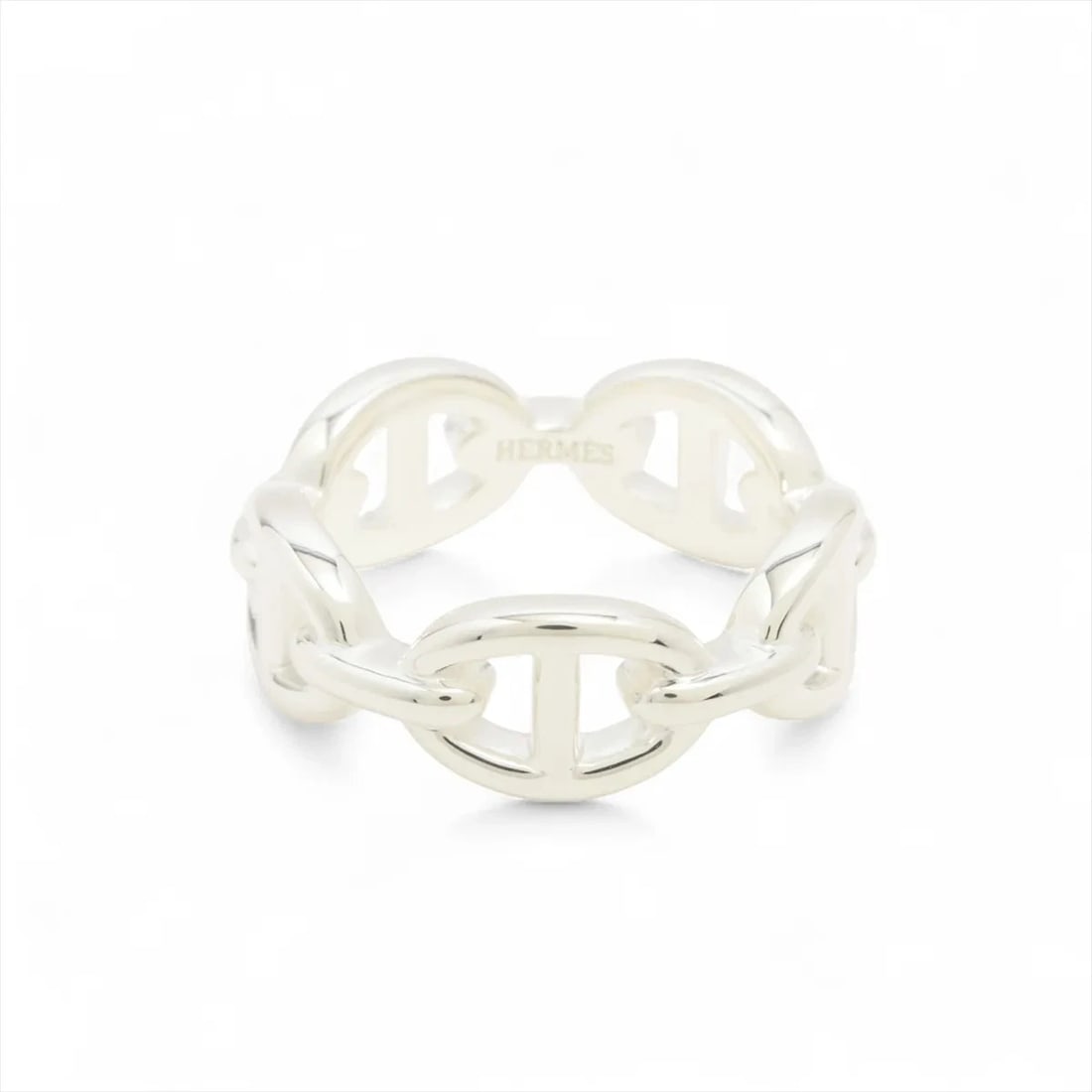 HERMES CHAINE D'ANCRE ENCHAINEE RING 925 SILVER: Hermes Chaine d'Ancre Enchainee Ring 925 Silver Brand: Hermes Type/Style: Ring Material: 925 Color: Silver Size: 6 US Accessories: None Accessories Notice: When purchasing pre-owned goods, please