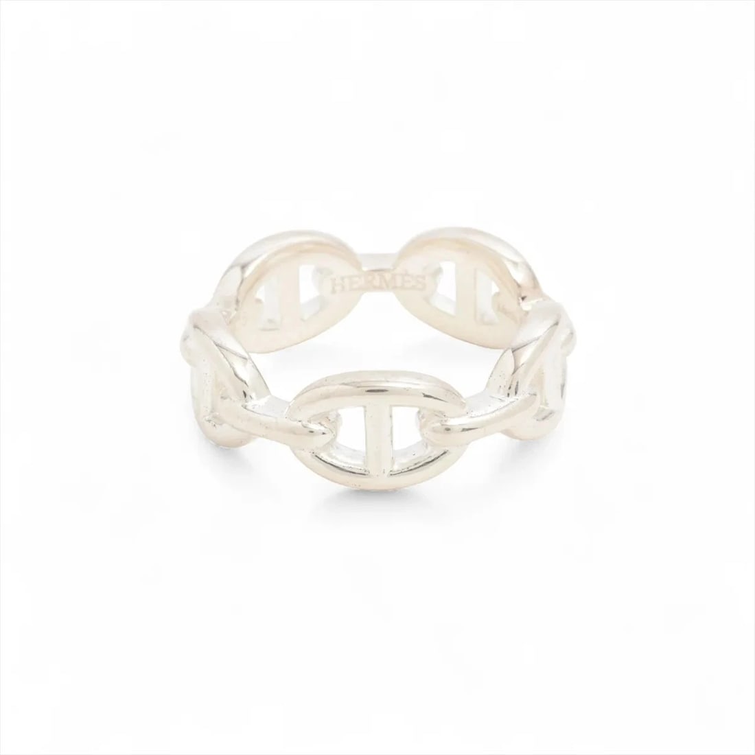 HERMES CHAINE D'ANCRE ENCHAINEE RING 925 SILVER: Hermes Chaine d'Ancre Enchainee Ring 925 Silver Brand: Hermes Type/Style: Ring Material: 925 Color: Silver Size: 6.75 - 7 US Accessories: None Accessories Notice: When purchasing pre-owned goods,