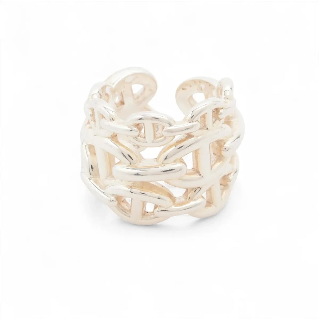 HERMES CHAINE D'ANCRE ENCHAINEE GM RING 925 SILVER: Hermes Chaine d'Ancre Enchainee GM Ring 925 Silver Brand: Hermes Type/Style: Ring Material: 925 Color: Silver Size: 6.75 - 7 US Accessories: None Accessories Notice: When purchasing pre-owned goods,