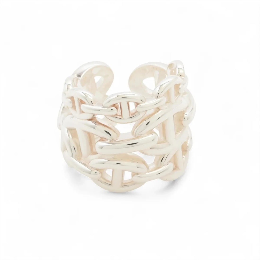 HERMES CHAINE D'ANCRE ENCHAINEE RING 925 SILVER: Hermes Chaine d'Ancre Enchainee Ring 925 Silver Brand: Hermes Type/Style: Ring Material: 925 Color: Silver Size: 6.25 - 6.5 US Accessories: None Accessories Notice: When purchasing pre-owned goods,