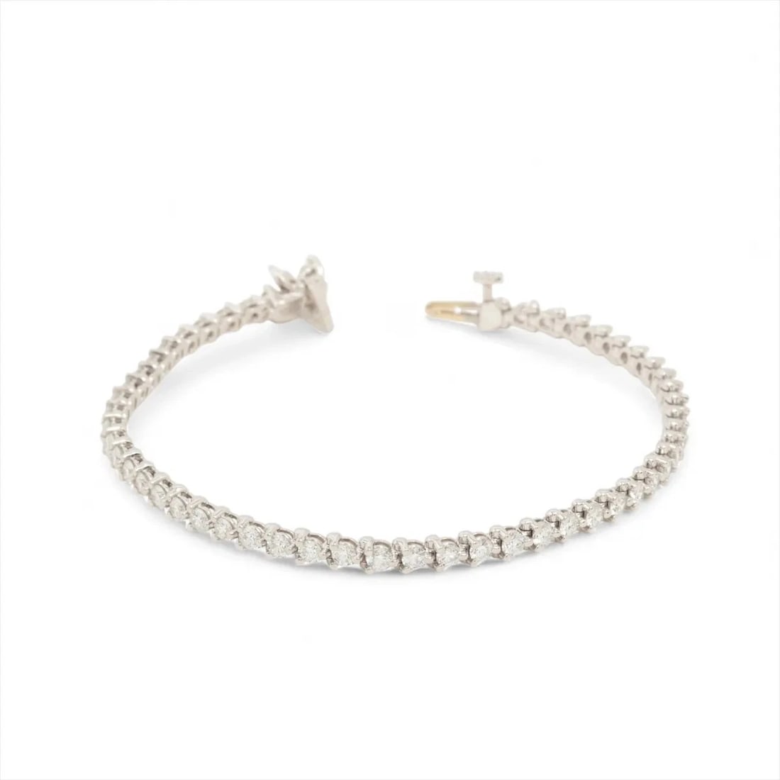 TIFFANY VICTORIA DIAMOND BRACELET PT950 (1 of 5)