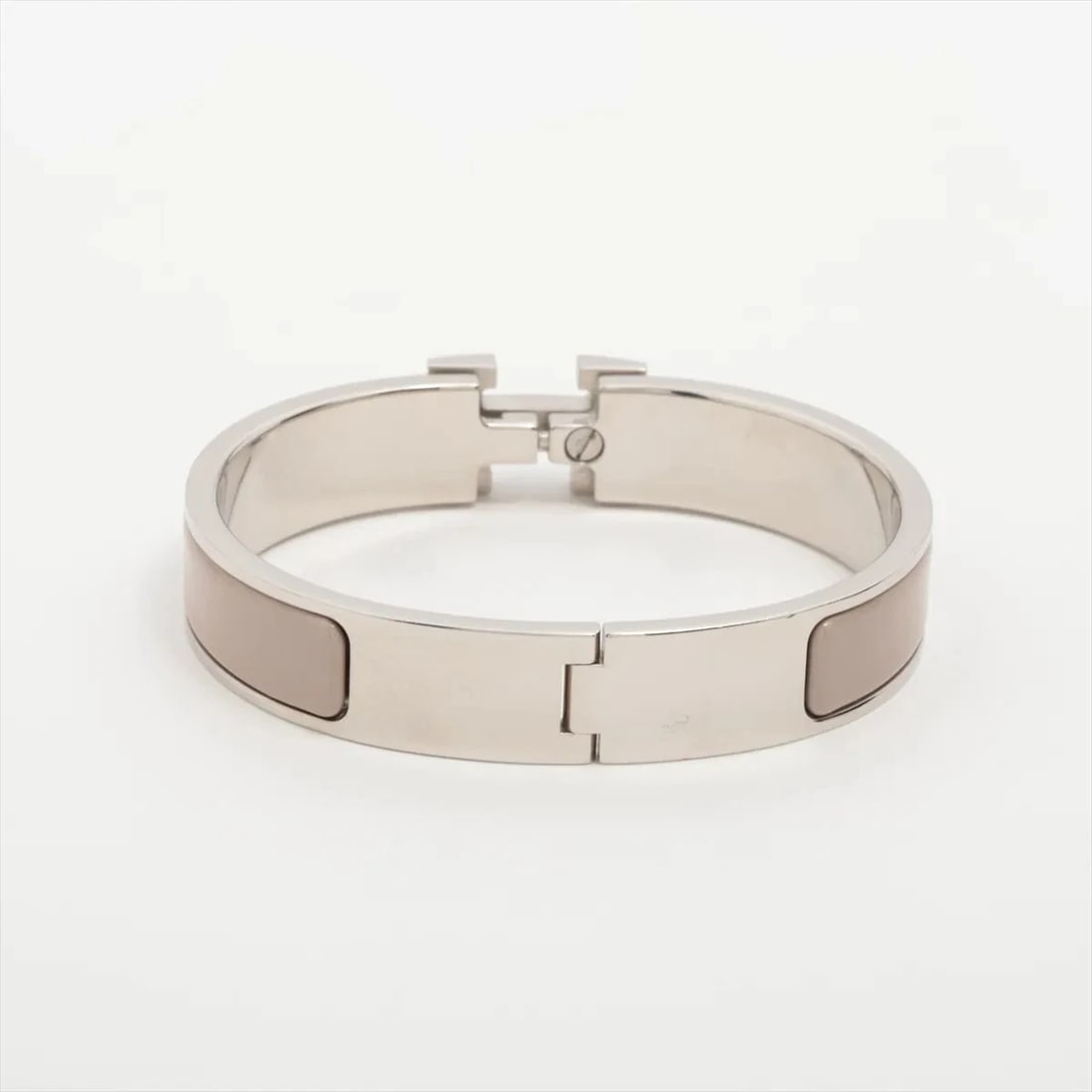 HERMES BANGLE GP SILVER X MARRON GLASSE: Hermes Bangle GP Silver x marron glasse Brand: Hermes Type/Style: Bracelet Material: GP Color: Silver x marron glasse Size: Bracelet length:14.5cm Accessories: None Accessories Notice: When