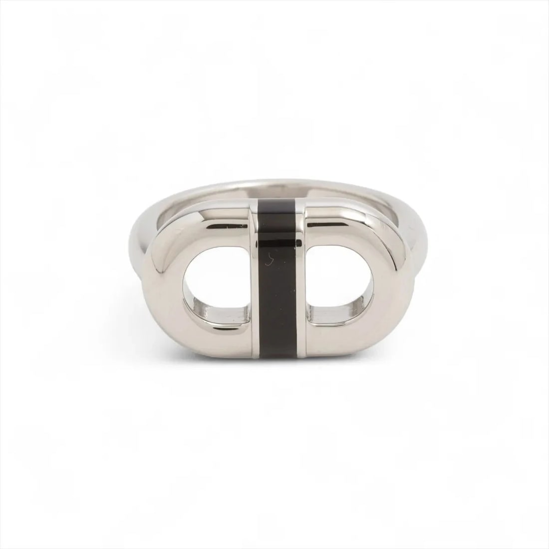 HERMES MAILLON RING GP SILVER X BLACK: Hermes Maillon Ring GP silver x black Brand: Hermes Type/Style: Ring Material: GP Color: silver x black Size: 7.25 US Accessories: None Accessories Notice: When purchasing pre-owned goods, please
