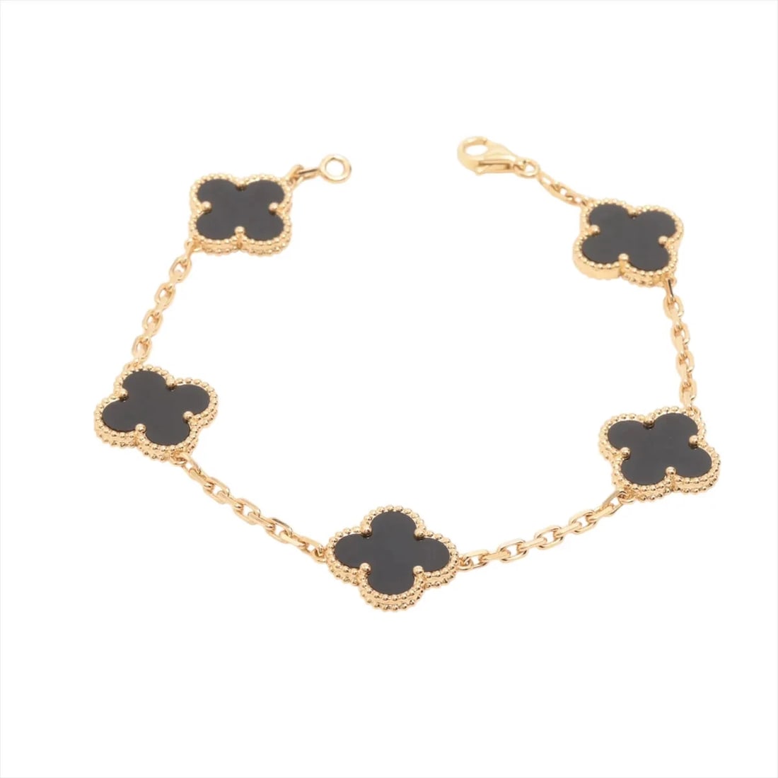 VAN CLEEF & ARPELS ONYX BRACELET 750(YG): Van Cleef & Arpels Onyx Bracelet 750(YG) Brand: Van Cleef & Arpels Type/Style: Bracelet Material: 750(YG) Color: Yellow Gold Size: Bracelet length:19.6cm Accessories: None Accessories Notice: When