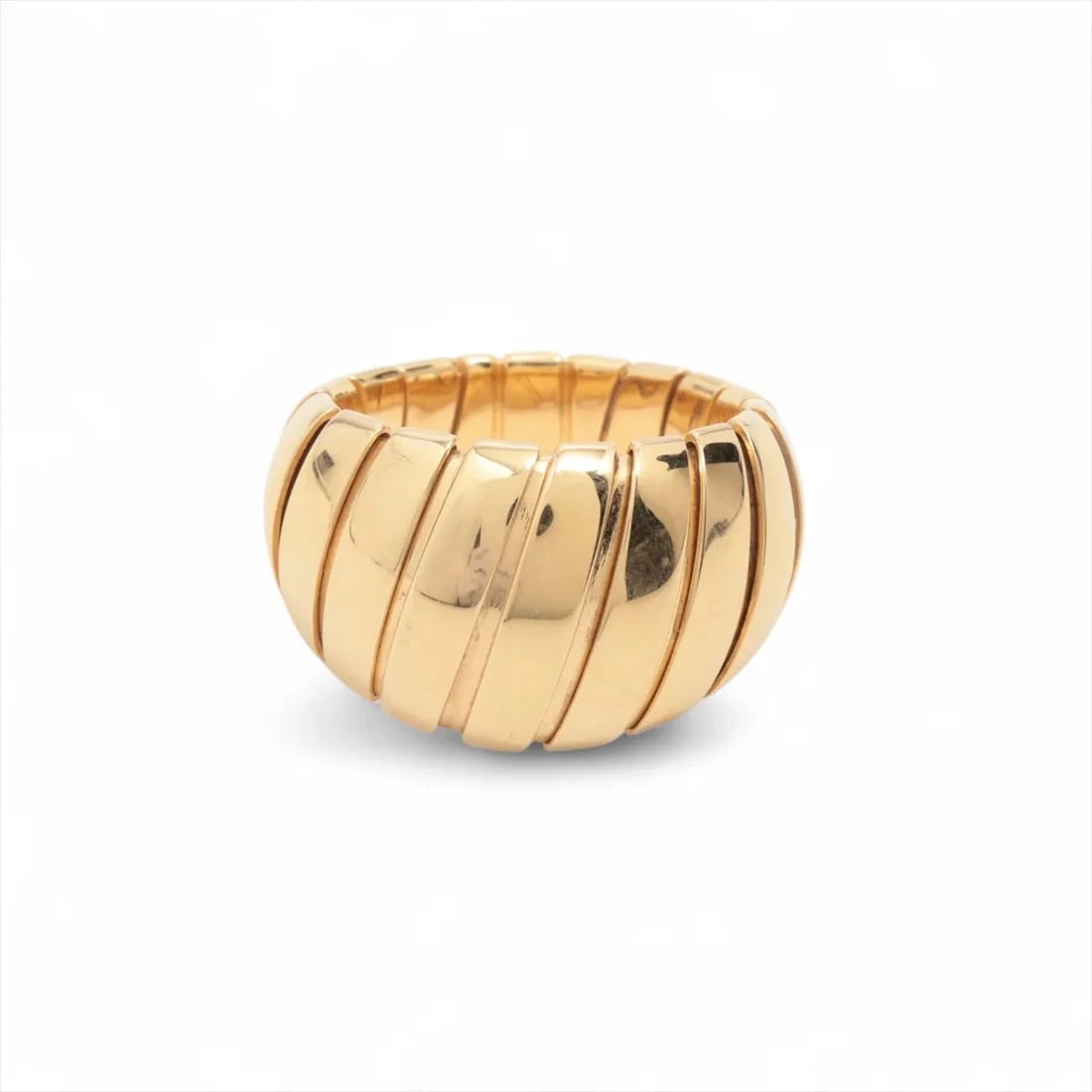 BVLGARI TUBOGAS RING 750(YG): Bvlgari Tubogas Ring 750(YG) Brand: Bvlgari Type/Style: Ring Material: 750(YG) Color: yellow Gold Size: 6.75 - 7 US Accessories: None Accessories Notice: When purchasing pre-owned goods, p