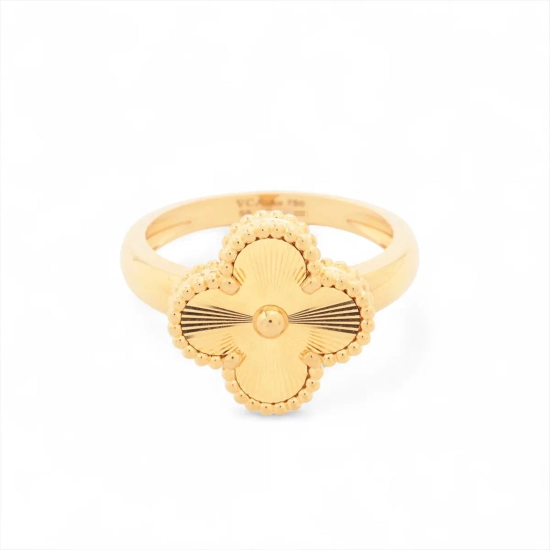 VAN CLEEF & ARPELS RING 750(YG): Van Cleef & Arpels Ring 750(YG) Brand: Van Cleef & Arpels Type/Style: Ring Material: 750(YG) Color: Yellow Gold Size: 8 - 8.25US Accessories: None Accessories Notice: When purchasing pre-o