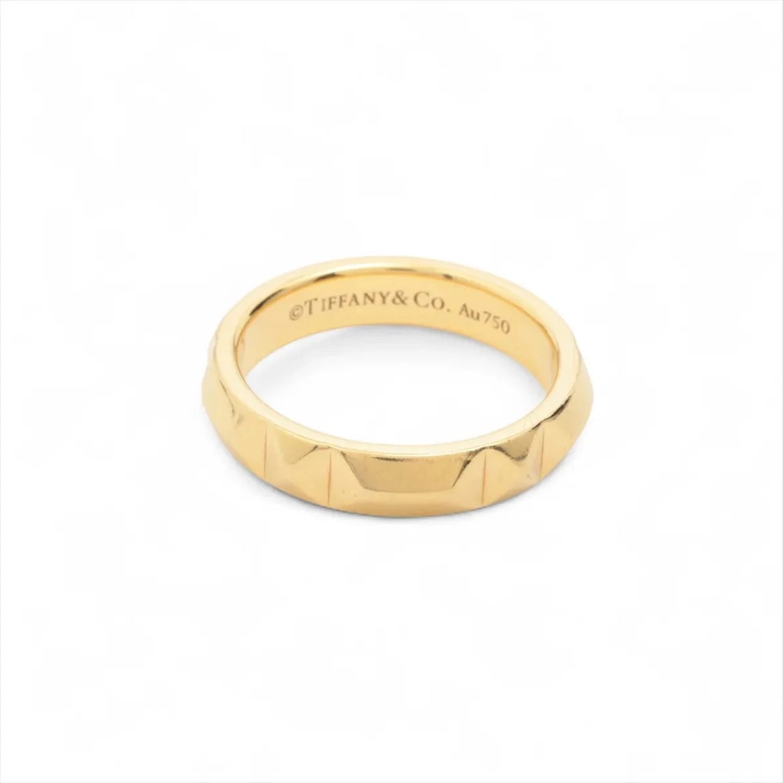 TIFFANY TRUEBAND RING 750(YG): Tiffany Trueband Ring 750(YG) Brand: Tiffany Type/Style: Ring Material: 750(YG) Color: YG Size: 6 US Accessories: None Accessories Notice: When purchasing pre-owned goods, please refer to