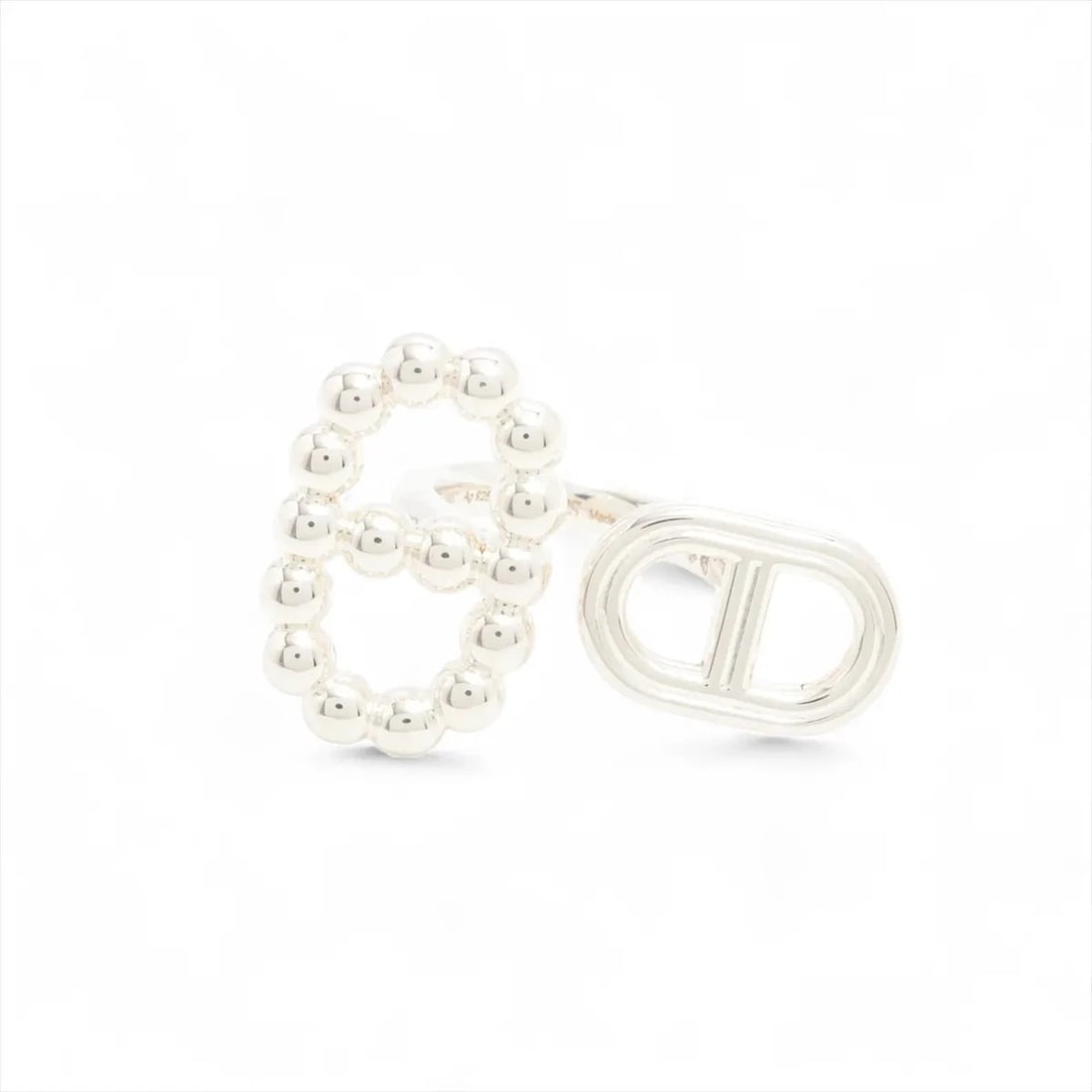 HERMES CHAINE D'ANCRE ALEA II RING 925 SILVER: Hermes Chaine D'Ancre Alea II Ring 925 Silver Brand: Hermes Type/Style: Ring Material: 925 Color: Silver Size: 4.75 - 5 US Accessories: None Accessories Notice: When purchasing pre-owned goods,
