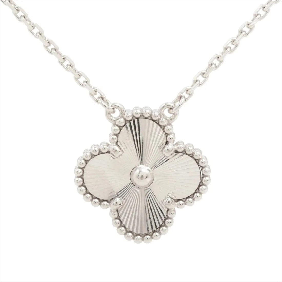 VAN CLEEF & ARPELS ALHAMBRA GUILLOCHE NECKLACE 750(WG): Van Cleef & Arpels Alhambra Guilloche Necklace 750(WG) Brand: Van Cleef & Arpels Type/Style: Necklace Material: 750(WG) Color: White Gold Size: Chain length:42cm Accessories: None Accessories Notice: