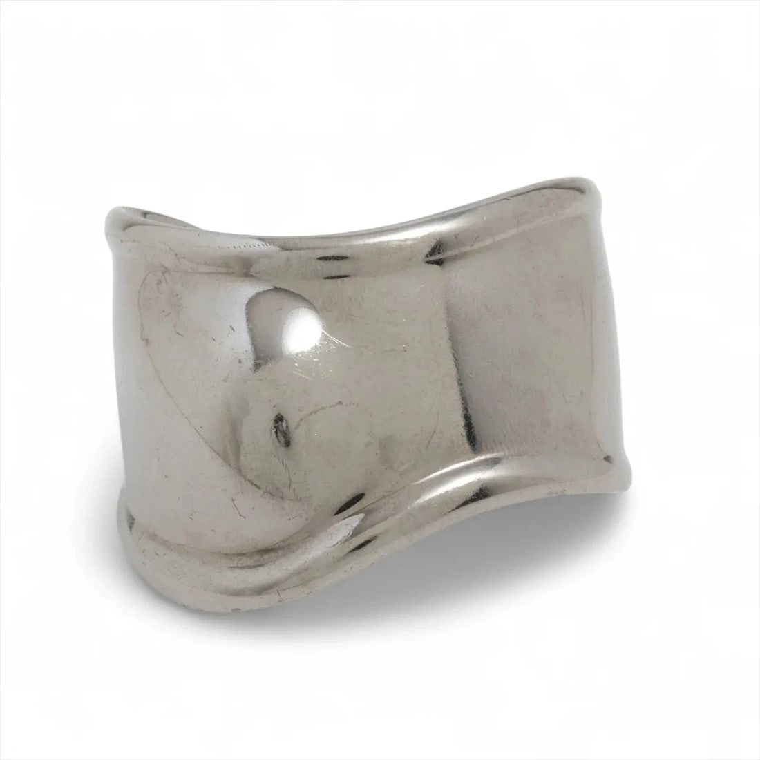 TIFFANY ELSA PERETTI BONE CUFF BANGLE RUTHENIUM SILVER: Tiffany Elsa Peretti Bone Cuff Bangle Ruthenium Silver Brand: Tiffany Type/Style: Bracelet Material: Ruthenium Color: Silver Size: Bracelet length:14cm Accessories: None Accessories Notice
