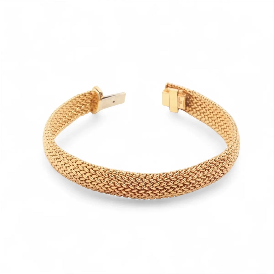 TIFFANY SOMERSET BRACELET 750(YG): Tiffany Somerset Bracelet 750(YG) Brand: Tiffany Type/Style: Bracelet Material: 750(YG) Color: Yellow Gold Size: Bracelet length:19.2cm Accessories: None Accessories Notice: When purchasing pre-owned