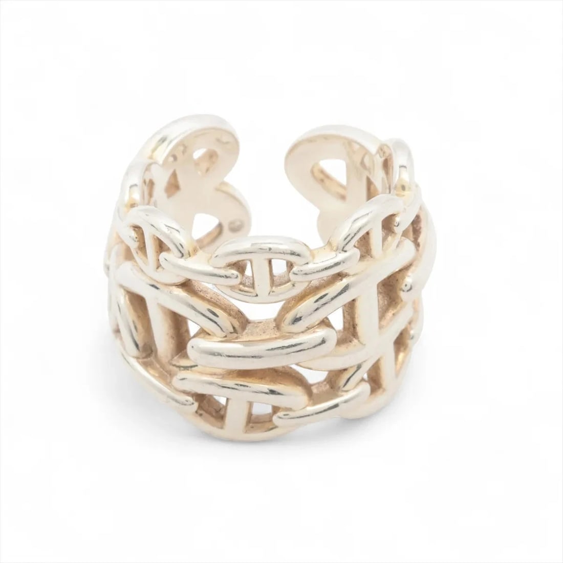 HERMES CHAINE D'ANCRE RING 925 SILVER: Hermes Chaine d'Ancre Ring 925 Silver Brand: Hermes Type/Style: Ring Material: 925 Color: Silver Size: 7.25 US Accessories: None Accessories Notice: When purchasing pre-owned goods, please refer to