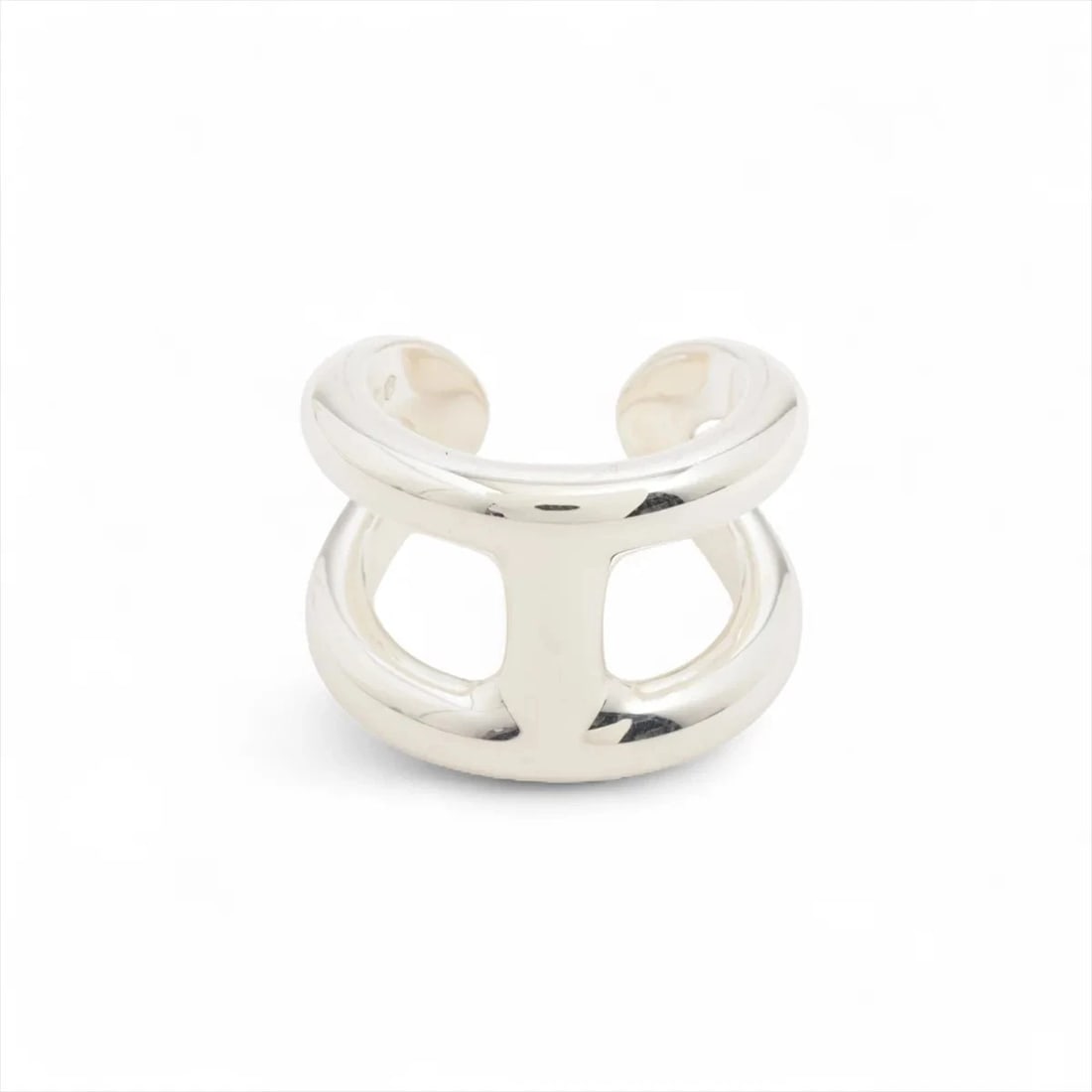 HERMES OSMO'S GM RING 925 SILVER: Hermes Osmo's GM Ring 925 Silver Brand: Hermes Type/Style: Ring Material: 925 Color: Silver Size: 6.25 - 6.5 US Accessories: None Accessories Notice: When purchasing pre-owned goods, please refer to
