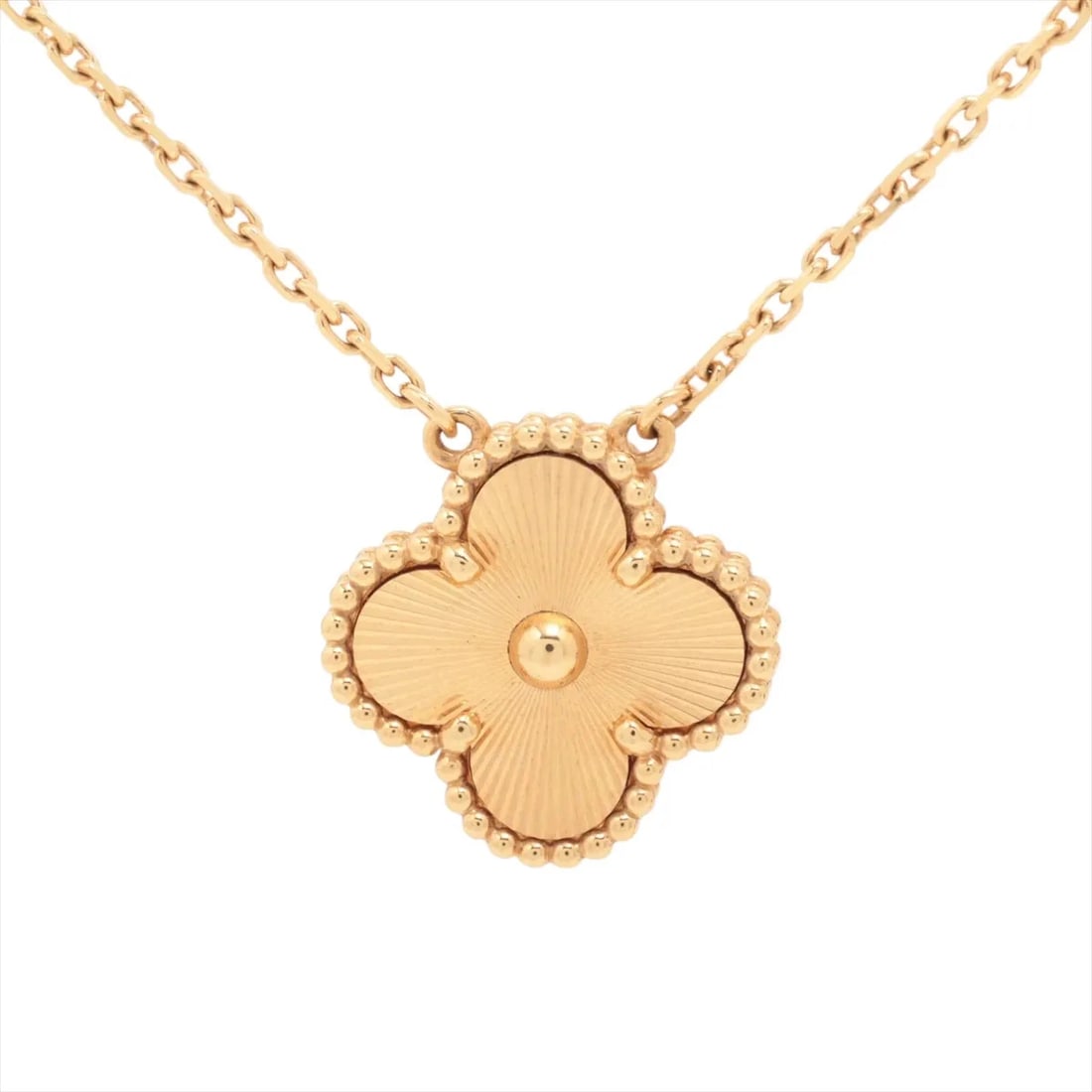 VAN CLEEF & ARPELS ALHAMBRA GUILLOCHE NECKLACE 750(YG): Van Cleef & Arpels Alhambra Guilloche Necklace 750(YG) Brand: Van Cleef & Arpels Type/Style: Necklace Material: 750(YG) Color: yellow Gold Size: Chain length:44.9cn Accessories: None Accessories