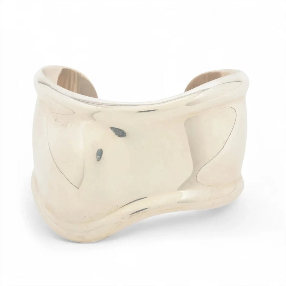 TIFFANY ELSA PERETTI BONE CUFF BANGLE FOR RIGHT HAND 925 SILVER: Tiffany Elsa Peretti Bone Cuff Bangle for right hand 925 Silver Brand: Tiffany Type/Style: Bracelet Material: 925 Color: Silver Size: Bracelet length:15.5cm Accessories: None Accessories N