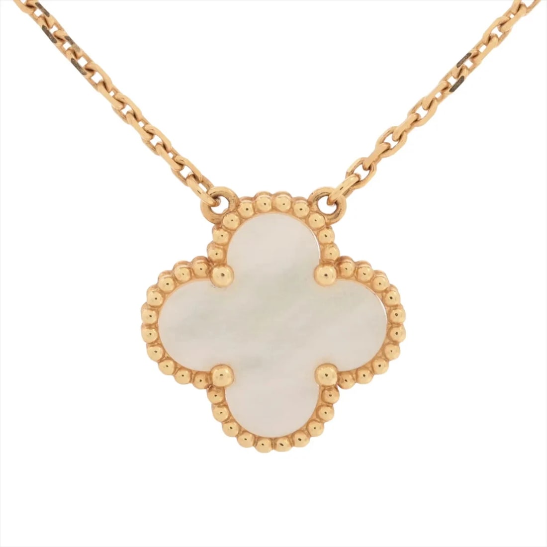 VAN CLEEF & ARPELS ALHAMBRA S NECKLACE 750(YG): Van Cleef & Arpels Alhambra s Necklace 750(YG) Brand: Van Cleef & Arpels Type/Style: Necklace Material: 750(YG) Color: YG Size: Chain length:41.8cm Accessories: None Accessories Notice: When