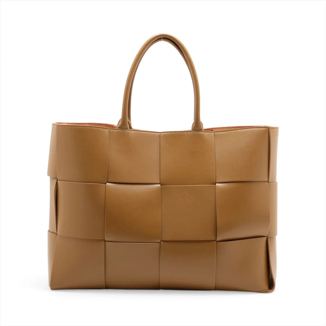 BOTTEGA VENETA MAXI INTRECCIATO THE ARCO TOTE LARGE LEATHER TOTE BAG: Bottega Veneta Maxi Intrecciato The Arco tote Large Leather Tote bag Brand: Bottega Veneta Type/Style: Tote Material: Leather Color: Brown Size: Height:13.0inchLength:17.9inchDepth:5.1inch Accesso