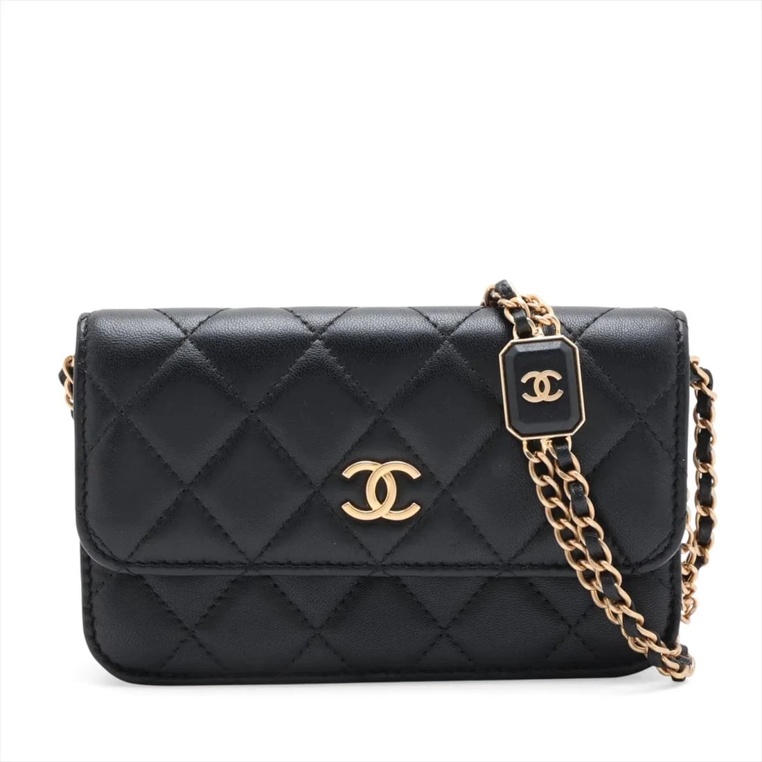 CHANEL MATELASSE LAMBSKIN CHAIN SHOULDER BAG: Chanel Matelasse Lambskin Chain Shoulder Bag Brand: Chanel Type/Style: Shoulder Bag Material: Lambskin Color: Black Size: Height:3.7inchLength:5.9inchDepth:1.4inch Accessories: None Access