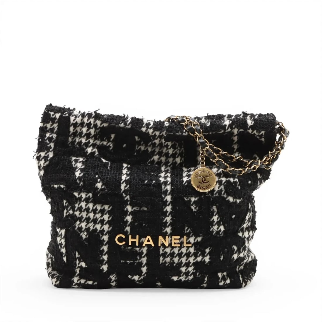 CHANEL 22 SMALL TWEED CHAIN SHOULDER BAG: Chanel 22 Small Tweed Chain Shoulder Bag Brand: Chanel Type/Style: Shoulder Bag Material: Tweed Color: Black Size: Height:11.4inchLength:11.8inchDepth:3.0inch Accessories: None Accessories