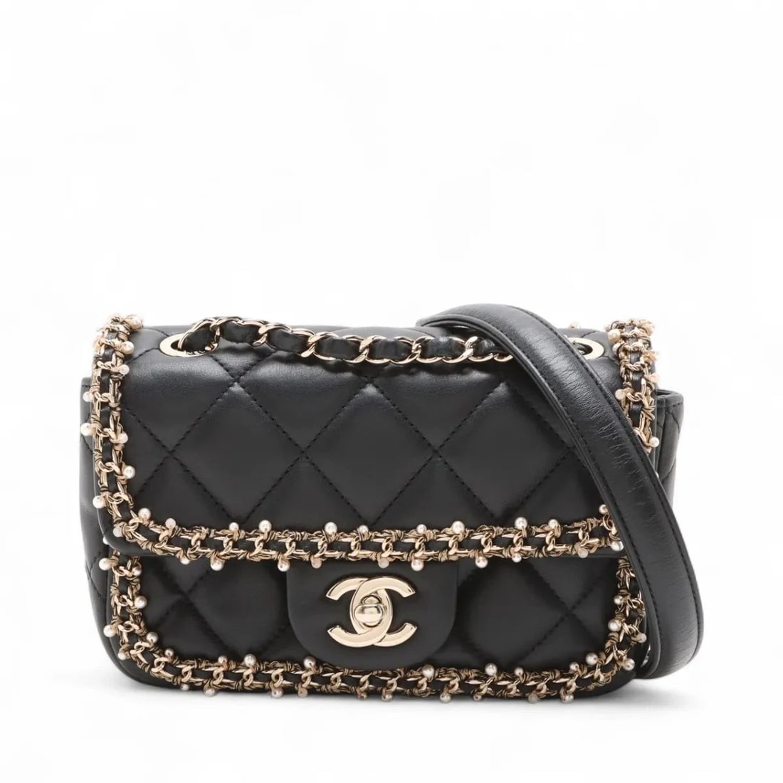 CHANEL MATELASSE LAMBSKIN SINGLE FLAP DOUBLE CHAIN BAG: Chanel Matelasse Lambskin Single Flap Double Chain Bag Brand: Chanel Type/Style: Shoulder Bag Material: Lambskin Color: Black Size: Height:4.9inchLength:7.1inchDepth:2.4inch Accessories: None