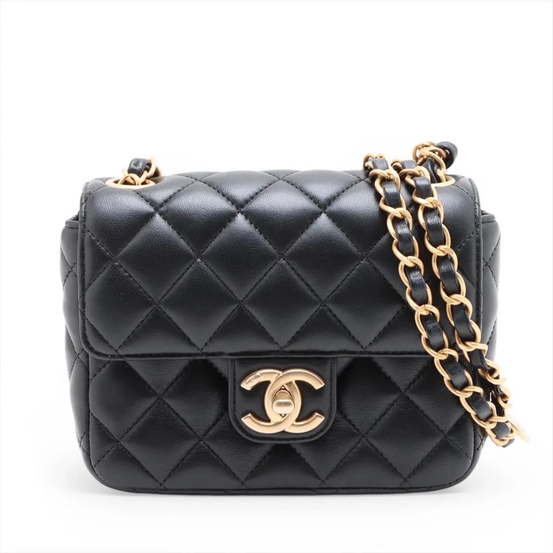 CHANEL MINI MATELASSE LAMBSKIN SINGLE FLAP CHAIN BAG: Chanel Mini Matelasse Lambskin Single Flap Chain Bag Brand: Chanel Type/Style: Shoulder Bag Material: Lambskin Color: Black Size: Height:5.1inchLength:6.1inchDepth:1.6inch Accessories: None