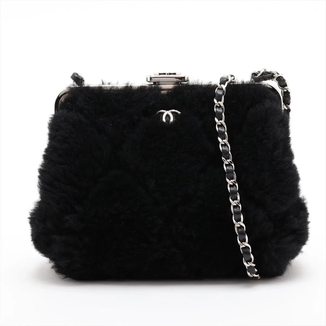 CHANEL MATELASSE FUR CHAIN SHOULDER BAG (1 of 5)