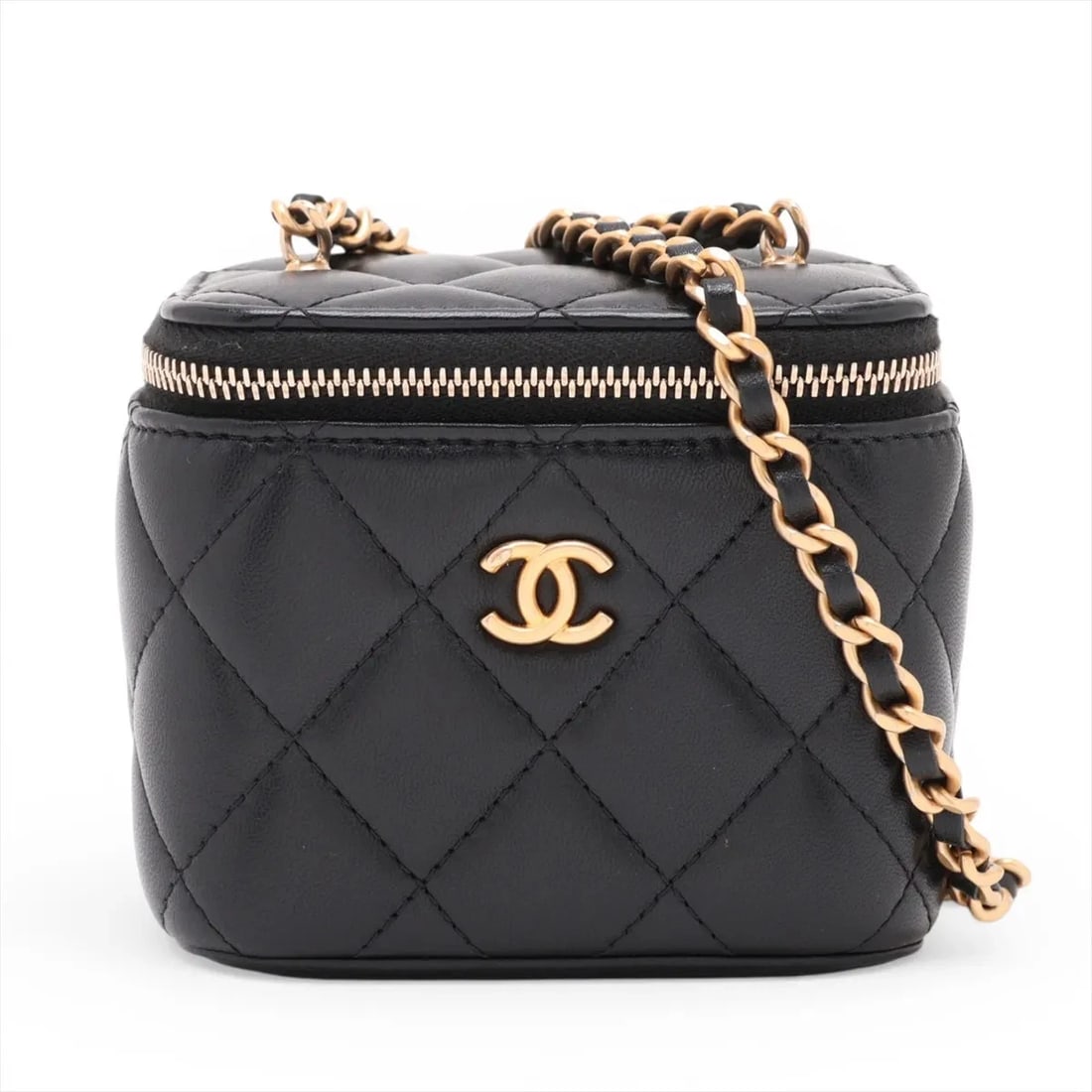 CHANEL MATELASSE LAMBSKIN CHAIN SHOULDER BAG: Chanel Matelasse Lambskin Chain Shoulder Bag Brand: Chanel Type/Style: Shoulder Bag Material: Lambskin Color: Black Size: Height:3.3inchLength:3.9inchDepth:2.8inch Accessories: None Access
