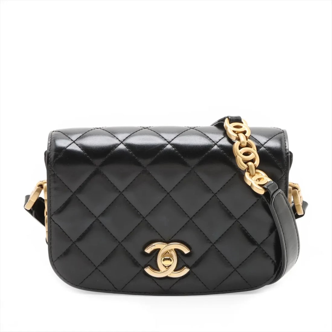 CHANEL MATELASSE LEATHER & SUEDE SHOULDER BAG: Chanel Matelasse Leather & Suede Shoulder bag Brand: Chanel Type/Style: Shoulder Bag Material: Leather & Suede Color: Black Size: Height:4.7inchLength:6.9inchDepth:1.6inch Accessories: None