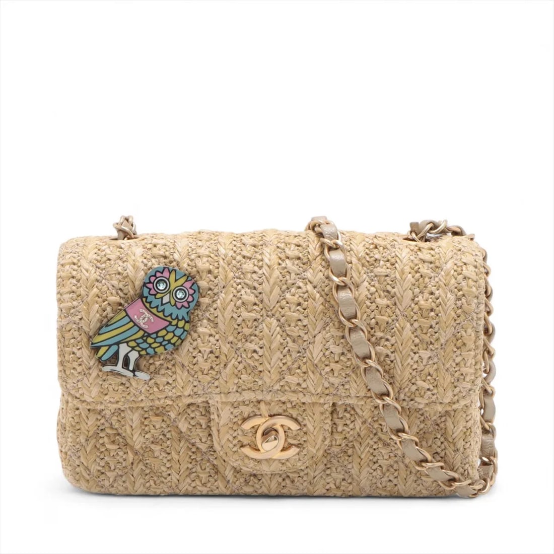 CHANEL MINI MATELASSE 20 RAFFIA X LEATHER SINGLE CHAIN BAG: Chanel Mini Matelasse 20 Raffia x leather Single Chain Bag Brand: Chanel Type/Style: Shoulder Bag Material: Raffia x leather Color: Beige Size: Height:4.9inchLength:7.7inchDepth:2.6inch Accessorie