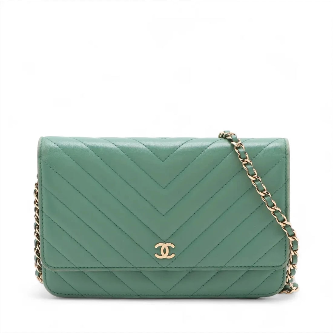 CHANEL CHEVRON LAMBSKIN CHAIN WALLET V STITCH GREEN GOLD METAL: Chanel Chevron Lambskin Chain Wallet V Stitch Green Gold Metal Brand: Chanel Type/Style: Shoulder Bag Material: Lambskin Color: Green Size: Height:4.9inchLength:7.5inchDepth:1.0inch Accessories: N
