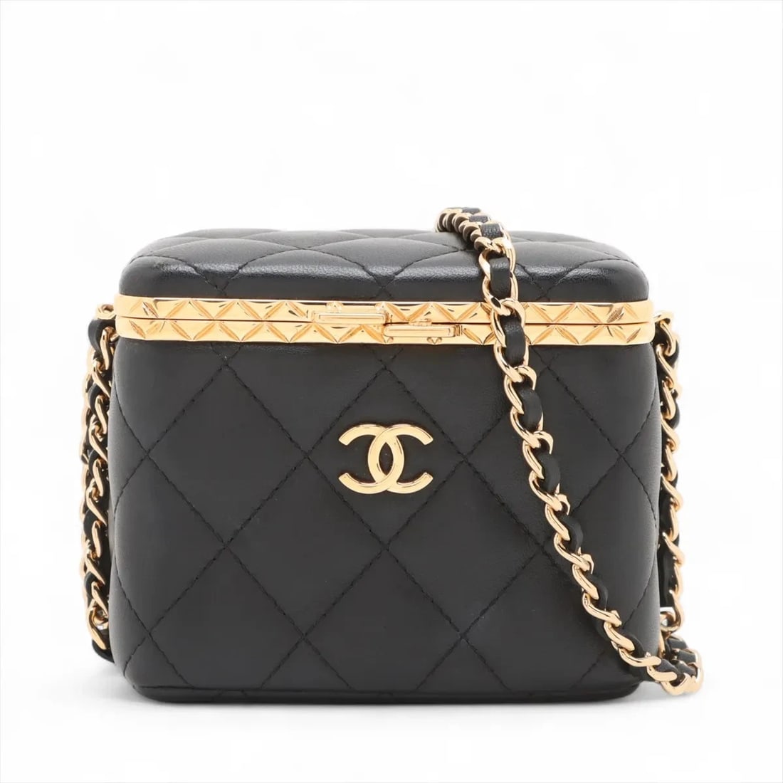 CHANEL MATELASSE LAMBSKIN CHAIN SHOULDER BAG: Chanel Matelasse Lambskin Chain Shoulder Bag Brand: Chanel Type/Style: Shoulder Bag Material: Lambskin Color: Black Size: Height:3.5inchLength:4.5inchDepth:2.8inch Accessories: None Accessories